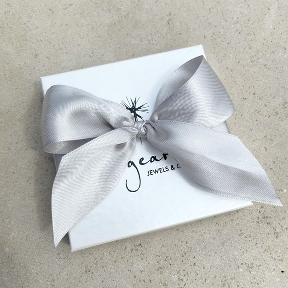 Dogeared "Reminder-Mom" Necklace (Silver) - Picture 5 of 5